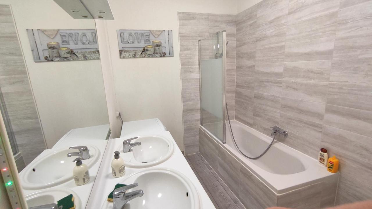 Cocooning Logement Entier Parking Gratuit Algrange Ngoại thất bức ảnh